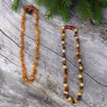 Collier en ambre véritable : perles multicolores de Baltic Way