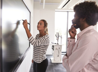 écran interactif en classe