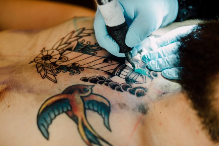 Comment devenir tatoueur
